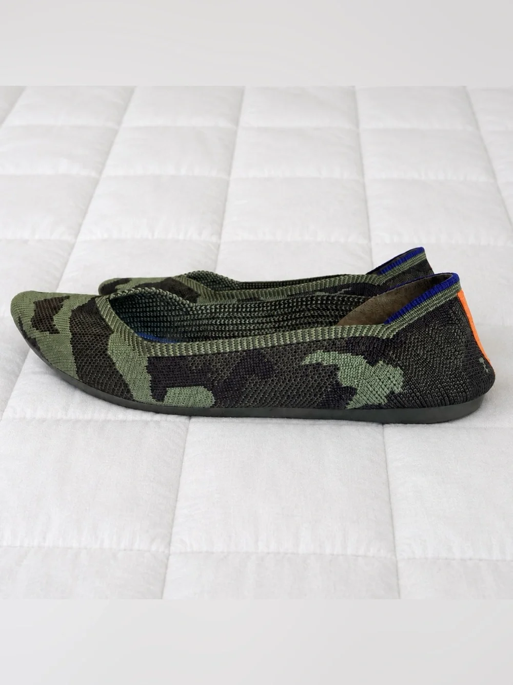 Rothys Womens Shoes Sz 8.5 The Point Flats Olive Green Camo Pointed Toe Slip On